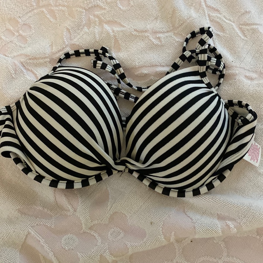 Black and White push up bikini top